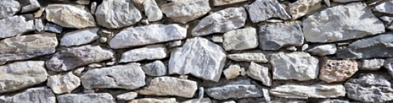 PHOTO: Muro di pietre – royalty free